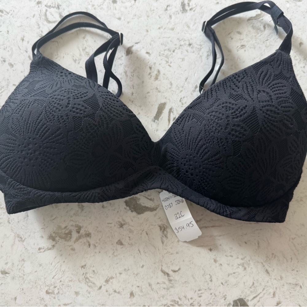 Black Lace T-Shirt Bra - Women's Intimates